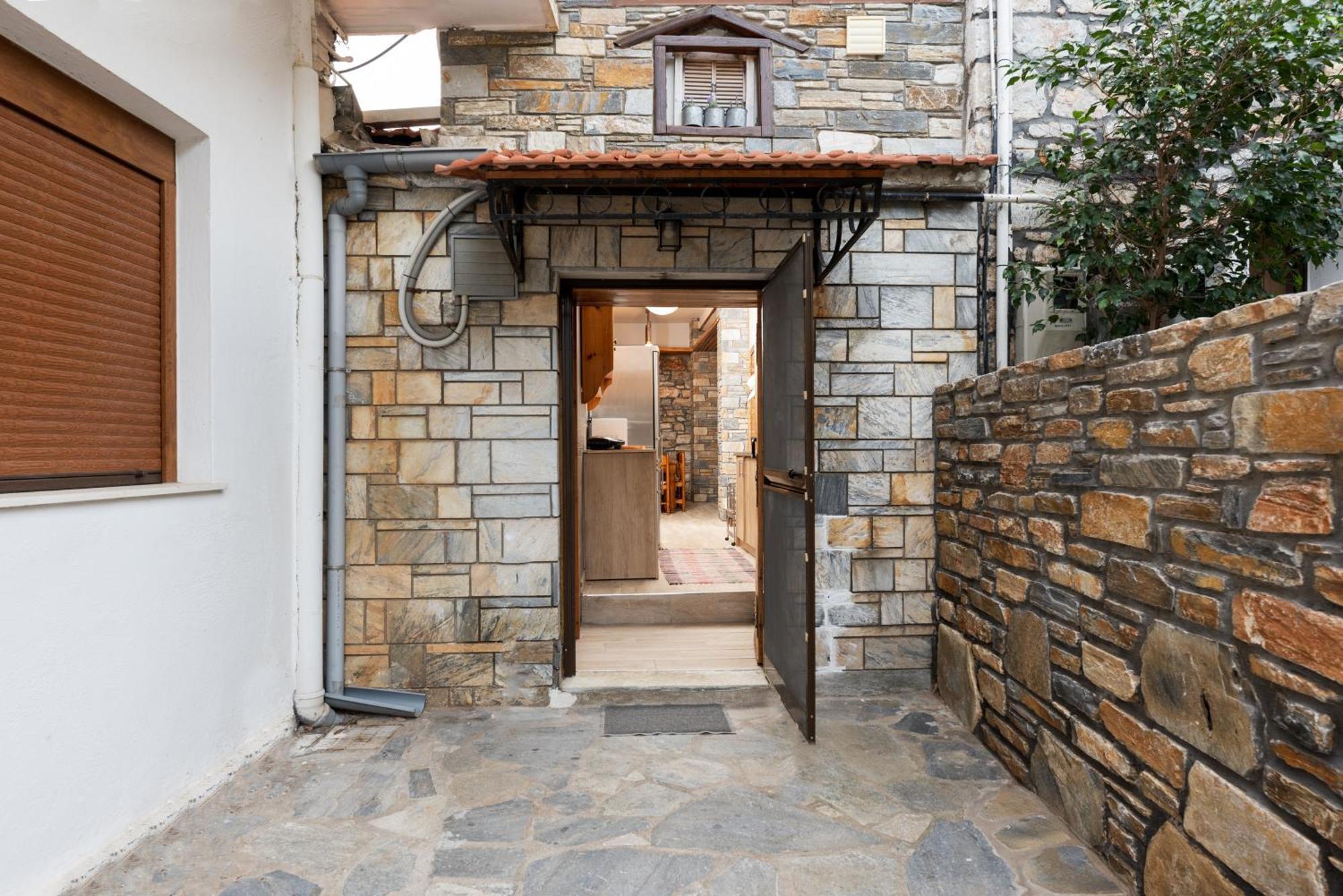 The Sea Front Fisherman'S House Kato Gatzea Exterior photo